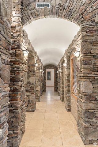 2464 E GRANITE WAY, St. George, UT 84790