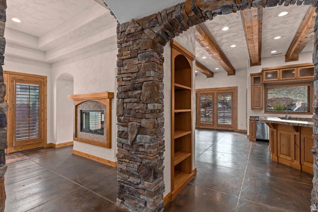 2464 E GRANITE WAY, St. George, UT 84790