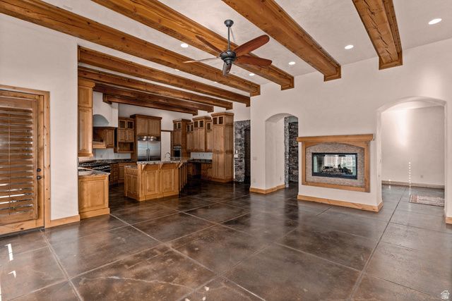 2464 E GRANITE WAY, St. George, UT 84790