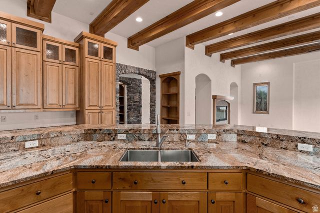 2464 E GRANITE WAY, St. George, UT 84790