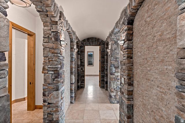 2464 E GRANITE WAY, St. George, UT 84790