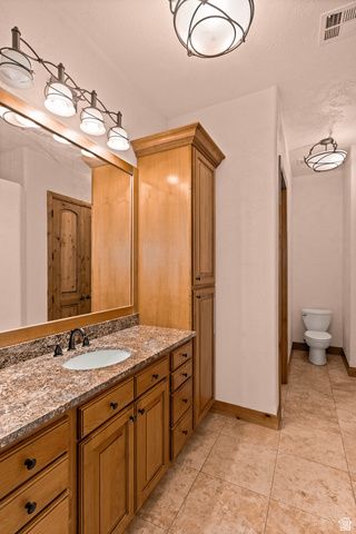 2464 E GRANITE WAY, St. George, UT 84790