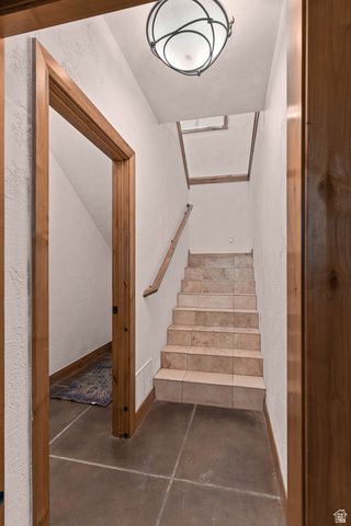 2464 E GRANITE WAY, St. George, UT 84790