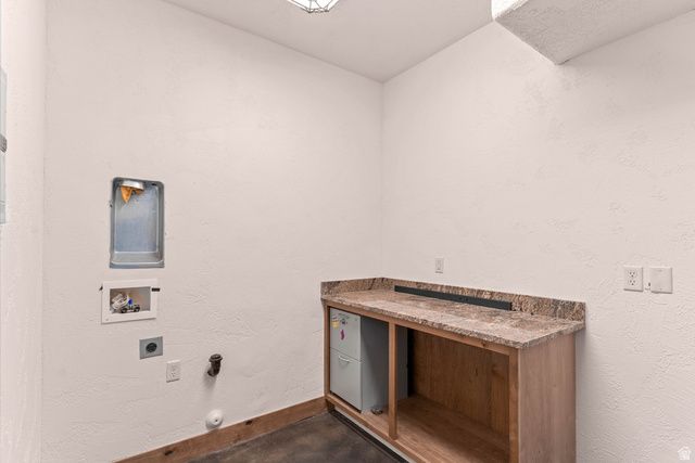 2464 E GRANITE WAY, St. George, UT 84790