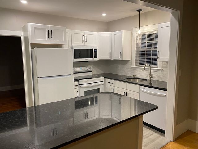 91 Main 2W, Easton, MA 02356