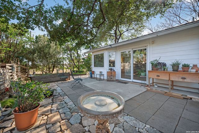 1202 Silverway, San Antonio, TX 78251