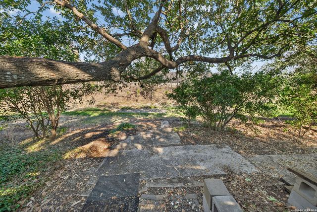 1202 Silverway, San Antonio, TX 78251