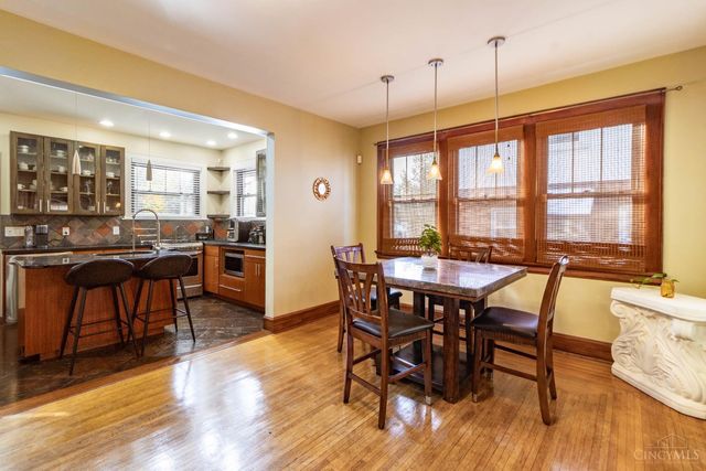 2906 Woodrow Avenue, Cincinnati, OH 45211