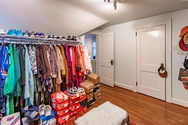 2906 Woodrow Avenue, Cincinnati, OH 45211