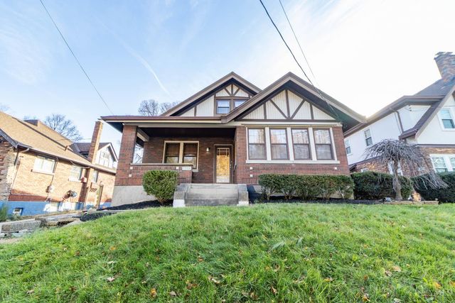 2906 Woodrow Avenue, Cincinnati, OH 45211