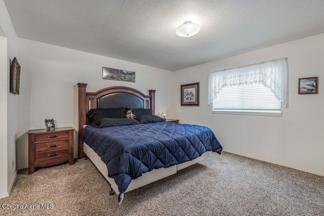 1485 W Woodlawn DR, Hayden, ID 83835