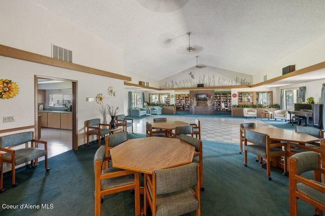 1485 W Woodlawn DR, Hayden, ID 83835