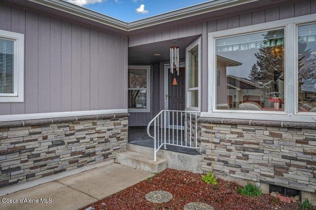 1485 W Woodlawn DR, Hayden, ID 83835