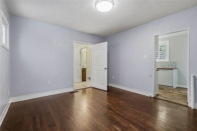 1129 Woodbourne Ave, Brookline, PA 15226