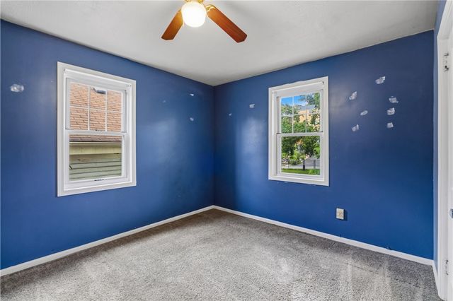 1129 Woodbourne Ave, Brookline, PA 15226