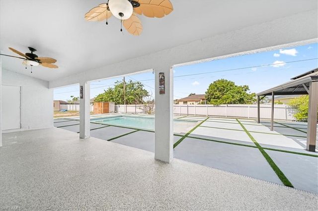 1900 NE 1st AVE, Cape Coral, FL 33909