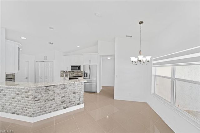 1900 NE 1st AVE, Cape Coral, FL 33909