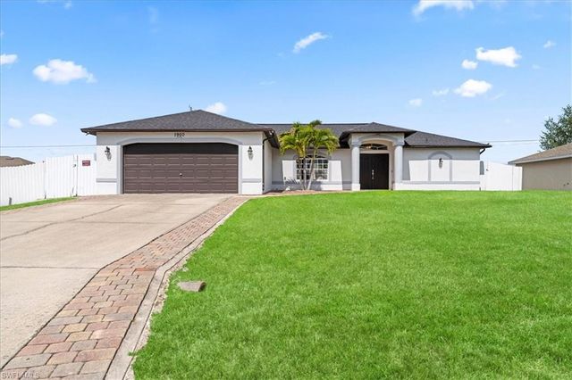 1900 NE 1st AVE, Cape Coral, FL 33909