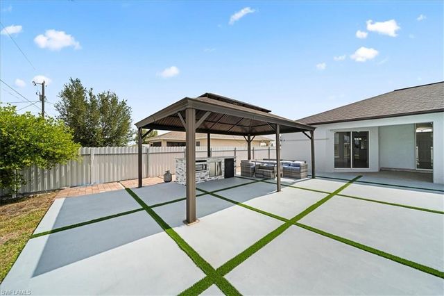 1900 NE 1st AVE, Cape Coral, FL 33909