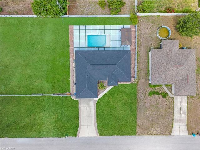 1900 NE 1st AVE, Cape Coral, FL 33909