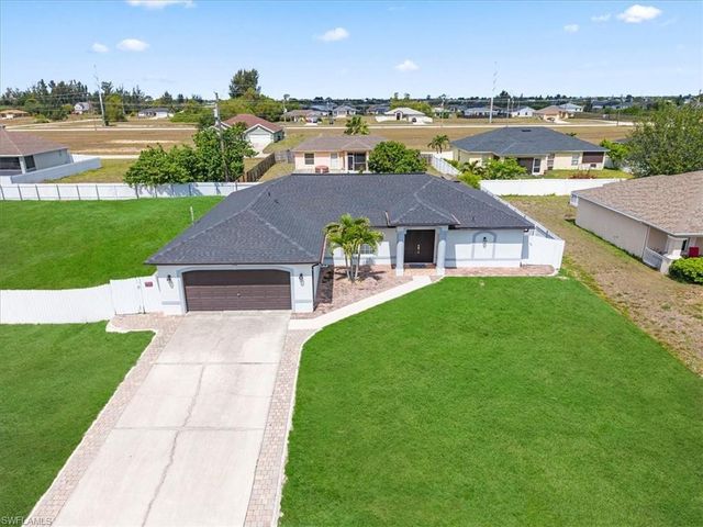 1900 NE 1st AVE, Cape Coral, FL 33909