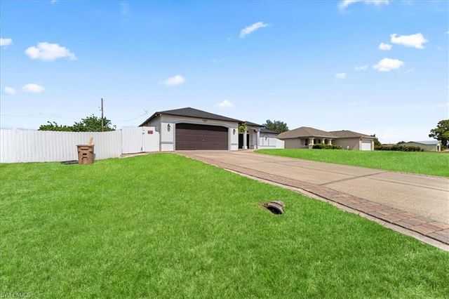 1900 NE 1st AVE, Cape Coral, FL 33909