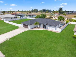 1900 NE 1st AVE, Cape Coral, FL 33909