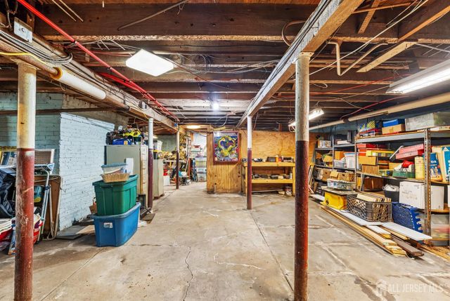 176 Washington Road, Sayreville, NJ 08872