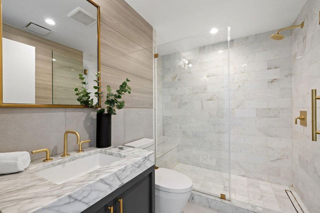 70 Rainey ST 2208, Austin, TX 78701