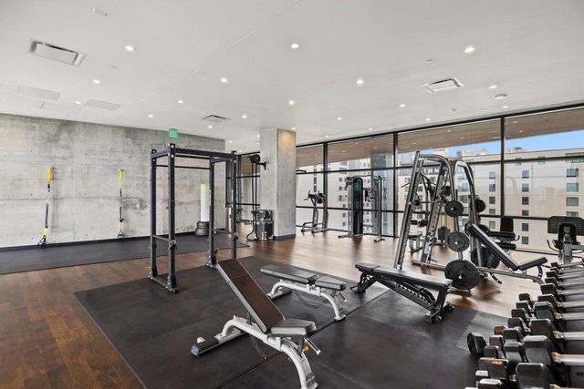 70 Rainey ST 2208, Austin, TX 78701