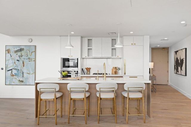 70 Rainey ST 2208, Austin, TX 78701