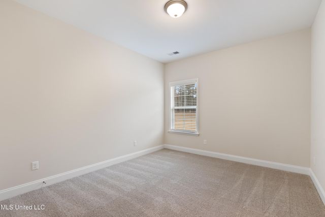 5404 Hazelwood Drive, Lake Cormorant, MS 38641