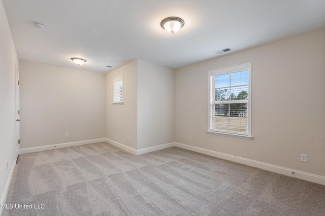 5404 Hazelwood Drive, Lake Cormorant, MS 38641