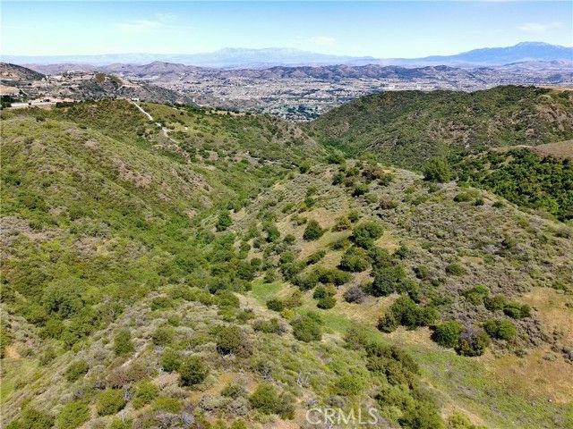 28 Golden Arrow Court, Murrieta, CA 92562