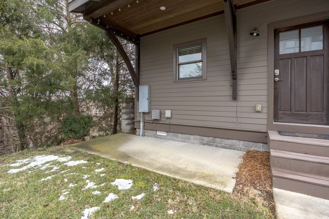 112 36th Ave, N, Nashville, TN 37209