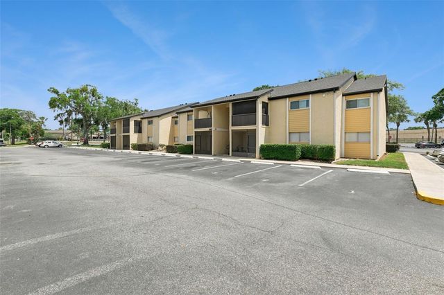 900 LAKE DESTINY ROAD B, Altamonte Springs, FL 32714