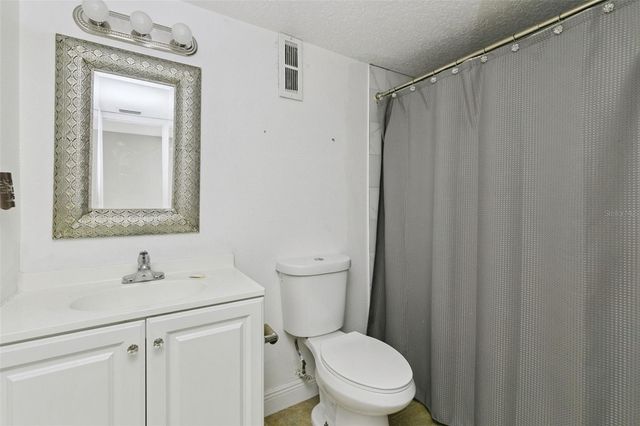 900 LAKE DESTINY ROAD B, Altamonte Springs, FL 32714
