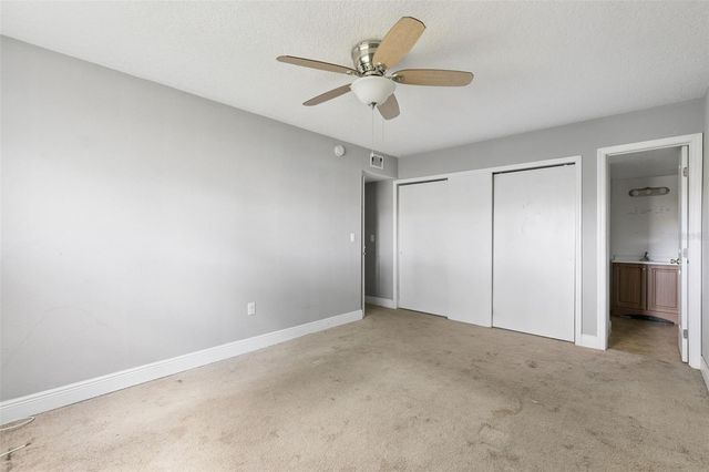 900 LAKE DESTINY ROAD B, Altamonte Springs, FL 32714