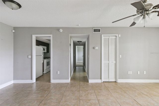 900 LAKE DESTINY ROAD B, Altamonte Springs, FL 32714