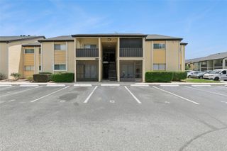 900 LAKE DESTINY ROAD B, Altamonte Springs, FL 32714