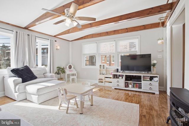 101 LAKEVIEW DR, Ridley Park, PA 19078