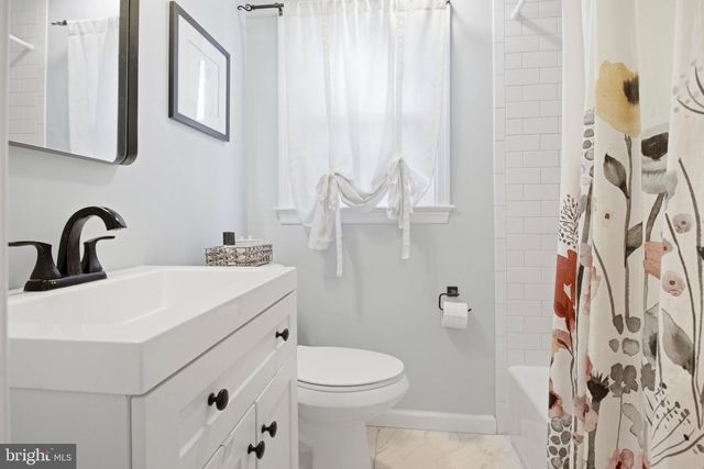 101 LAKEVIEW DR, Ridley Park, PA 19078