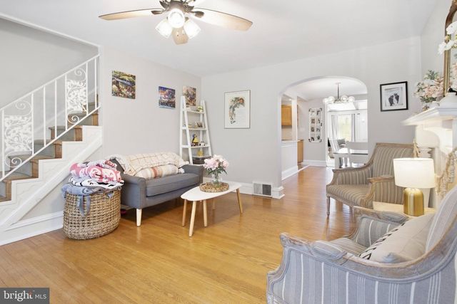101 LAKEVIEW DR, Ridley Park, PA 19078
