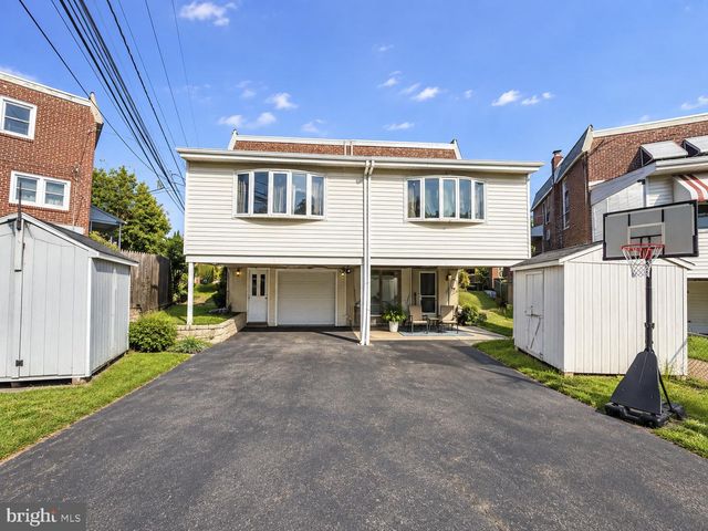 101 LAKEVIEW DR, Ridley Park, PA 19078