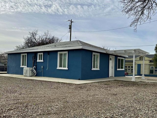 1701 E Cypress, Redding, CA 96002