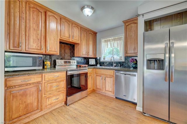 432 Big Pine DR, Virginia Beach, VA 23452