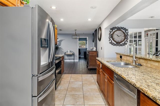 186 SUNWARD AVENUE, Palm Harbor, FL 34684