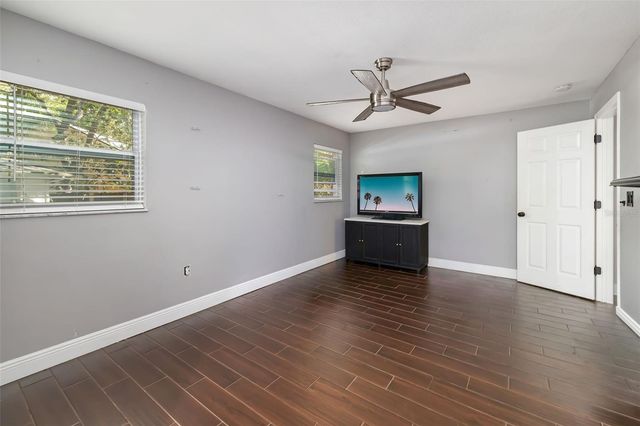 186 SUNWARD AVENUE, Palm Harbor, FL 34684