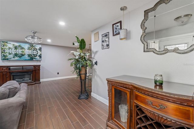 186 SUNWARD AVENUE, Palm Harbor, FL 34684