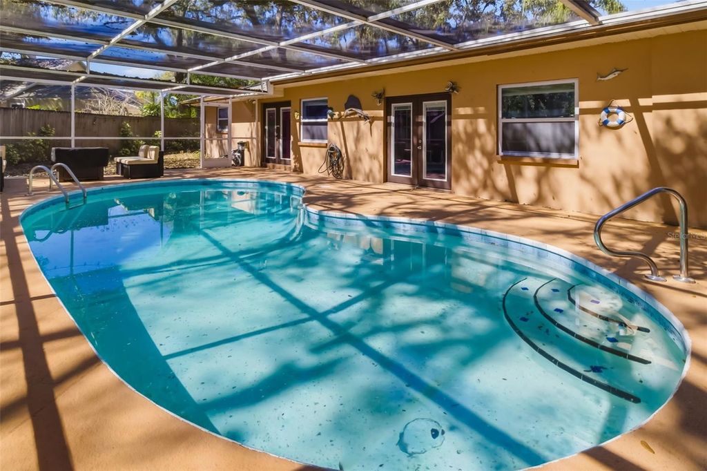 Image 38 of property listing at 186 SUNWARD AVENUE, Palm Harbor, FL 34684